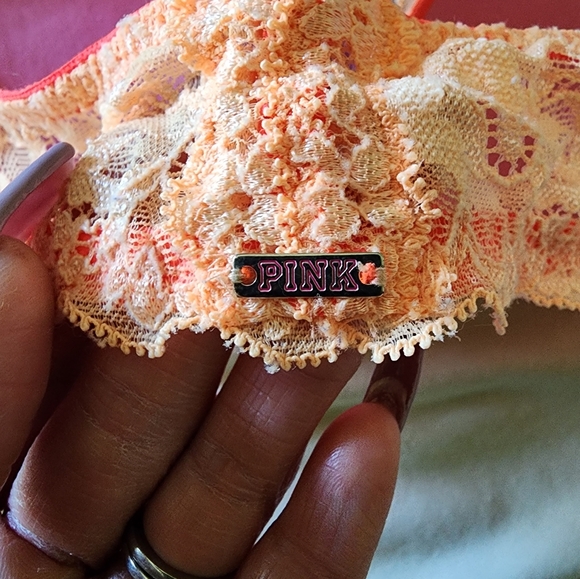 Pink by Victoria's Secret Racer back bra - Picture 2 of 4